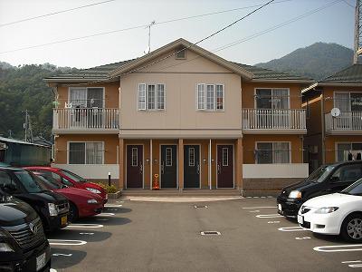 ウィングス緑井B棟