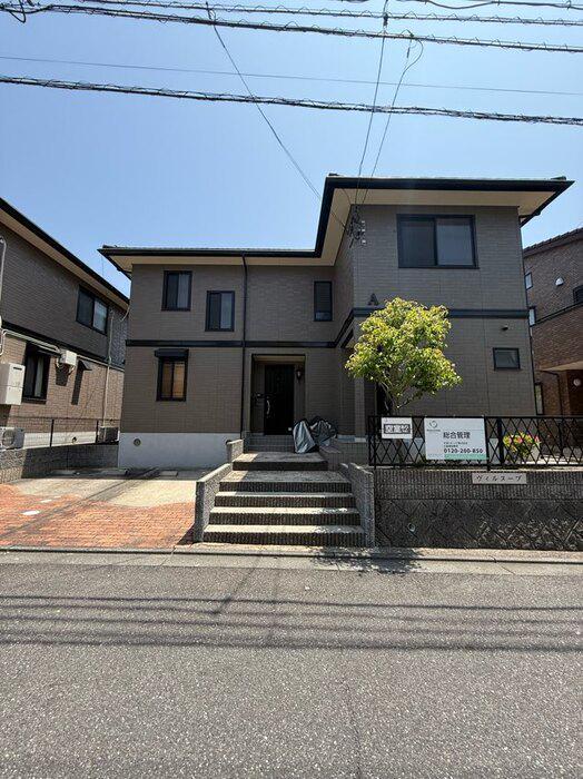 ヴィルヌーブ　Ａ棟