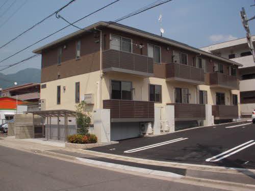 ファミール・メゾン