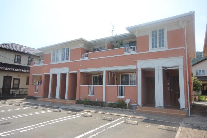 シャルムアベニール壱番館