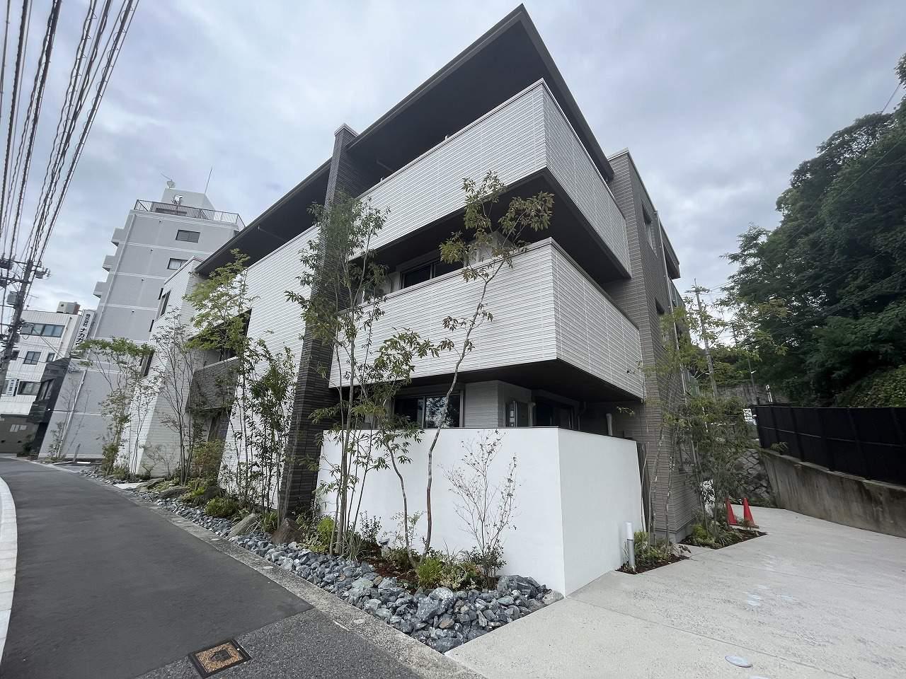 グリナージュ 歴史の散歩道[1階]