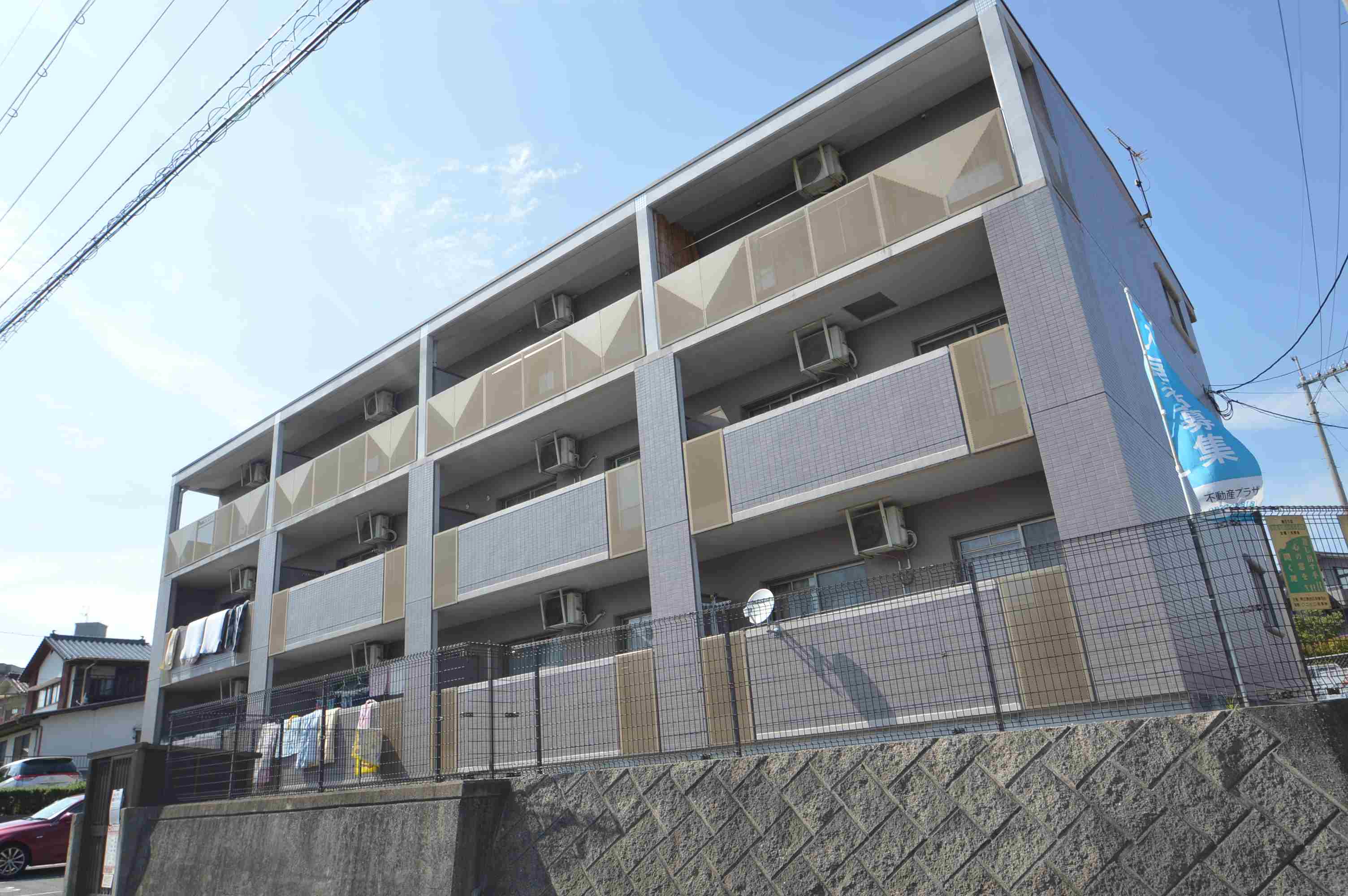 クニヒロマンションE