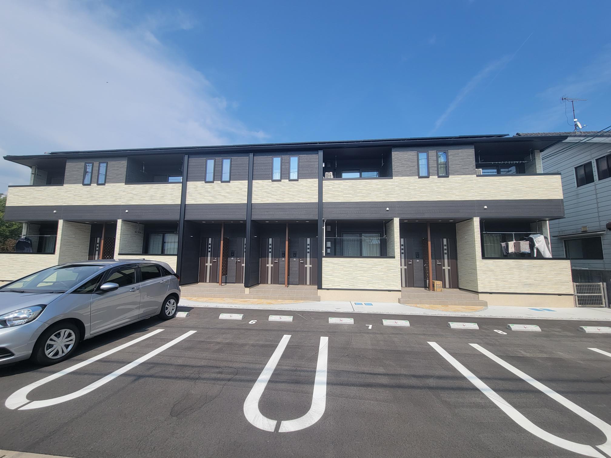 広島県東広島市黒瀬切田が丘2丁目の建物