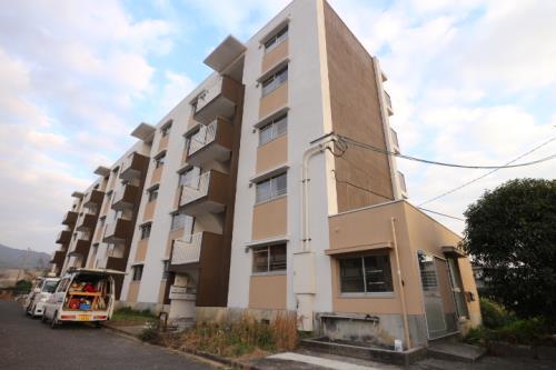 ヴィラナリー築出 1号棟