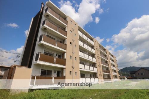 ヴィラナリー築出 2号棟