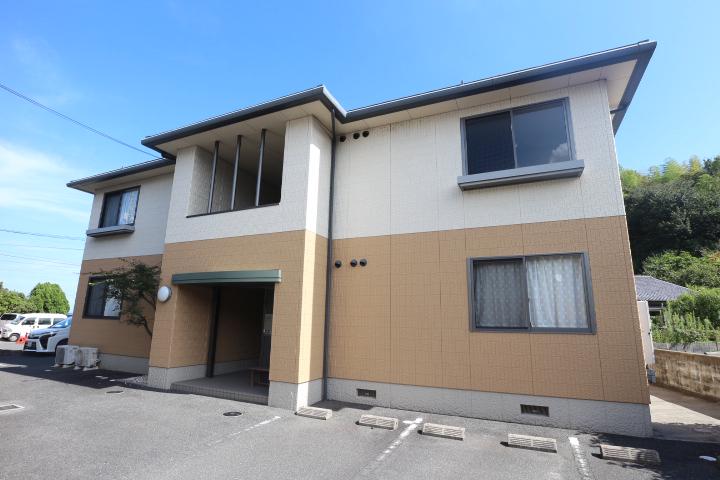 シャーメゾン朝海B棟