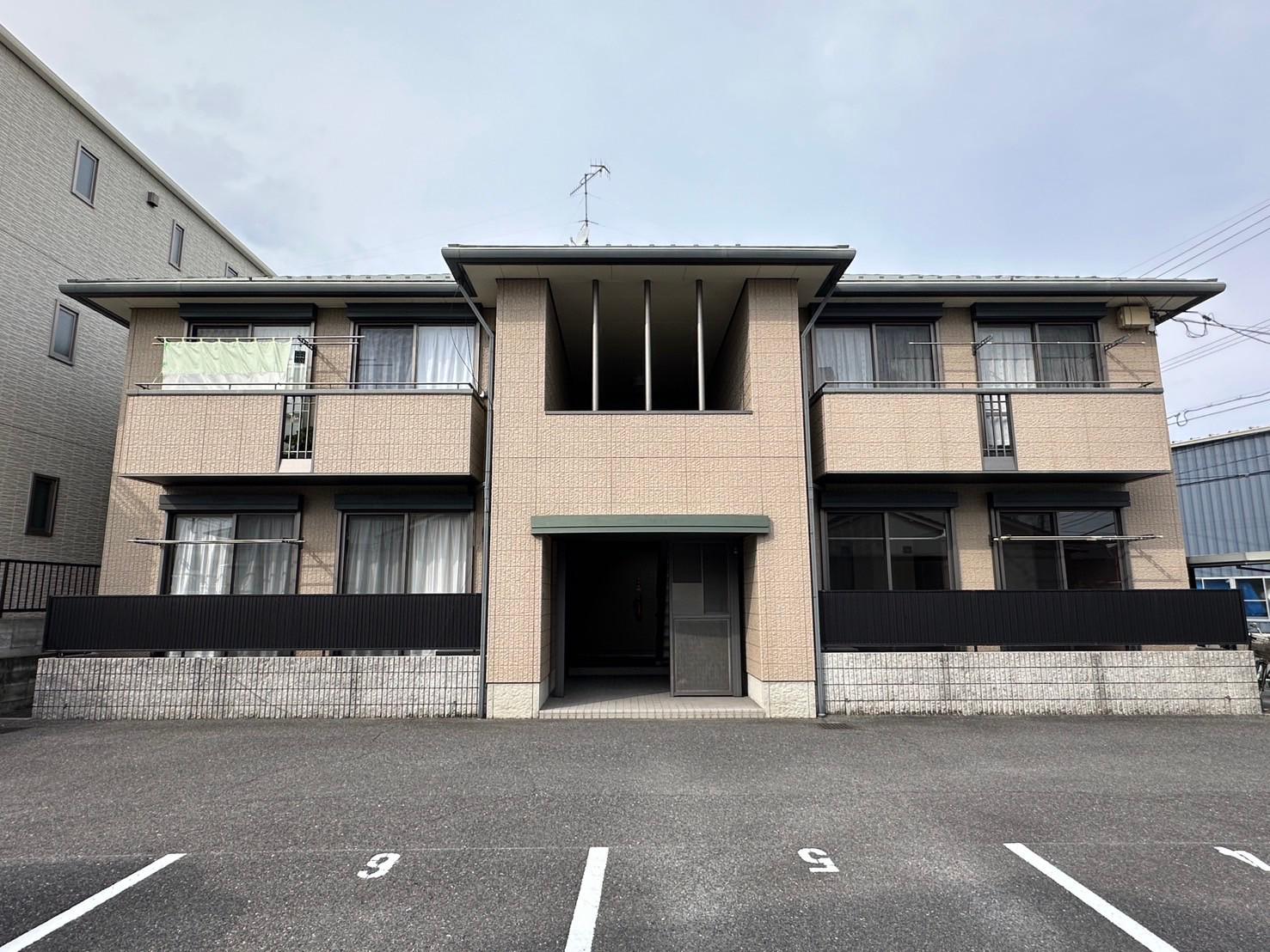 ハピネスサカエ