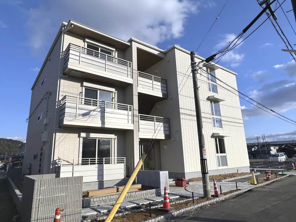 シャーメゾンアルバス新山口