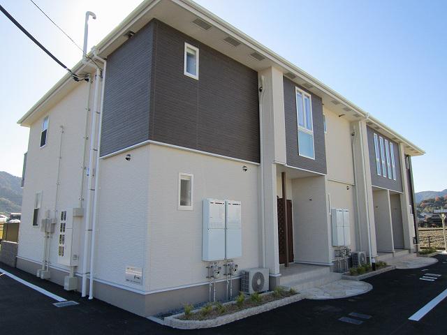 ソレイユレヴァー B棟(2LDK/2階)