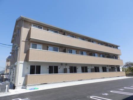 ウィルコート小郡三軒屋町 B棟