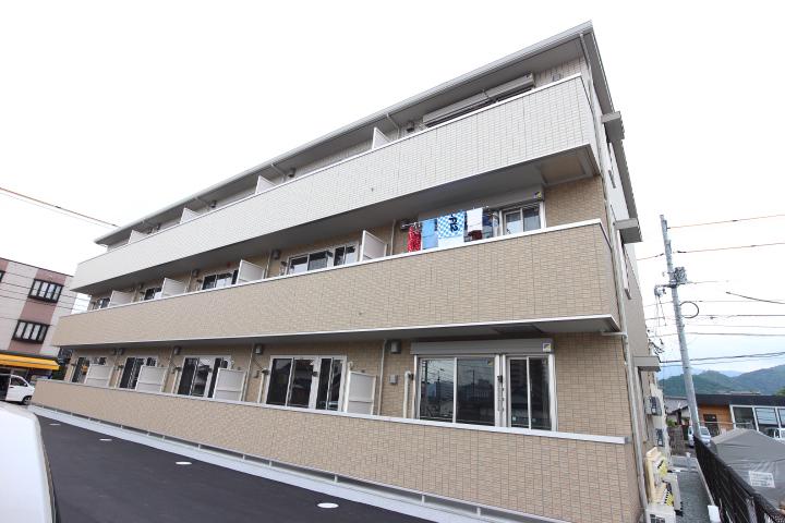 シャイン ブランチ湯田(1LDK/1階)