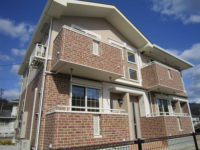 山口県山口市 2階建 築16年