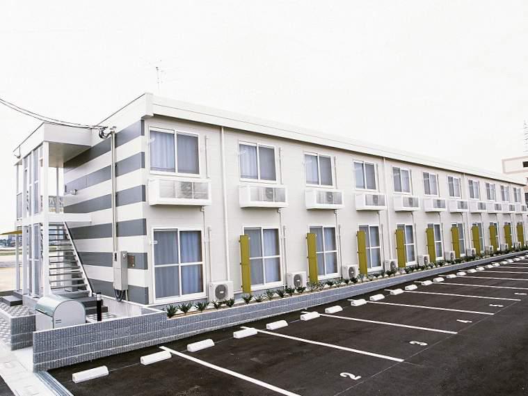 レオパレス新山口