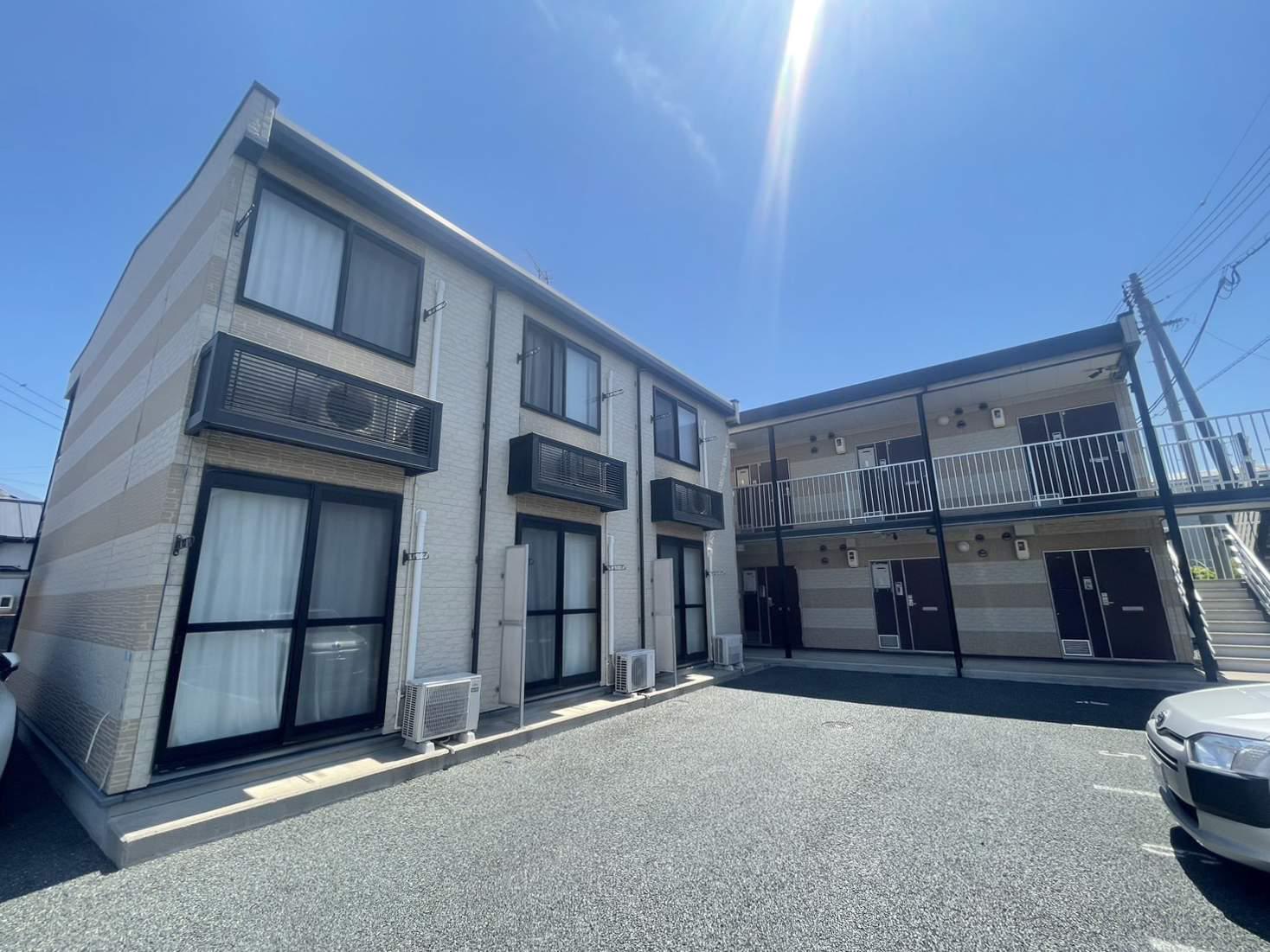 レオパレスベルグローリー