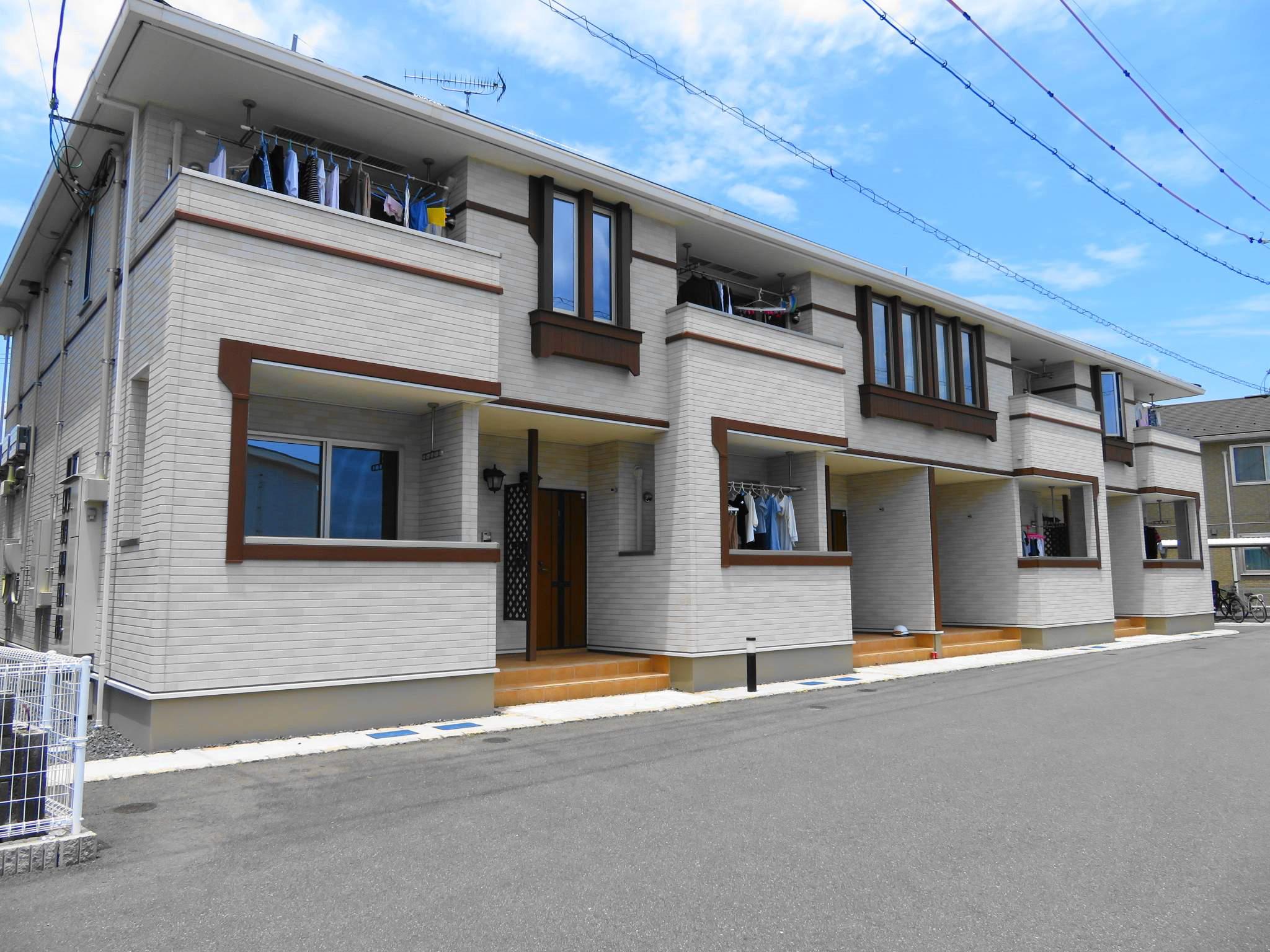 マーチ・グレイス弐番館 B