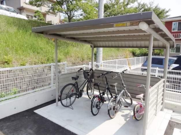 イリーデ・アロッジオ A[2階]