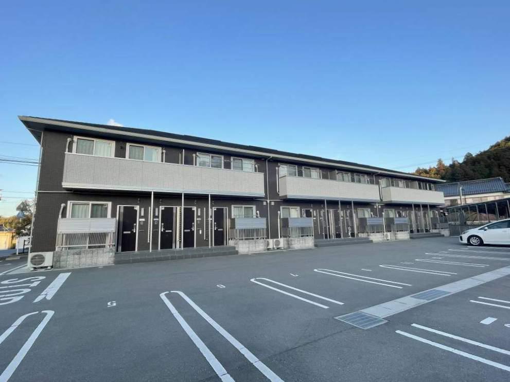 ガーネット伊佐