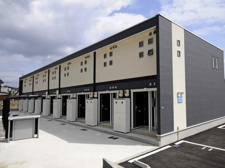 レオネクストリチェズ