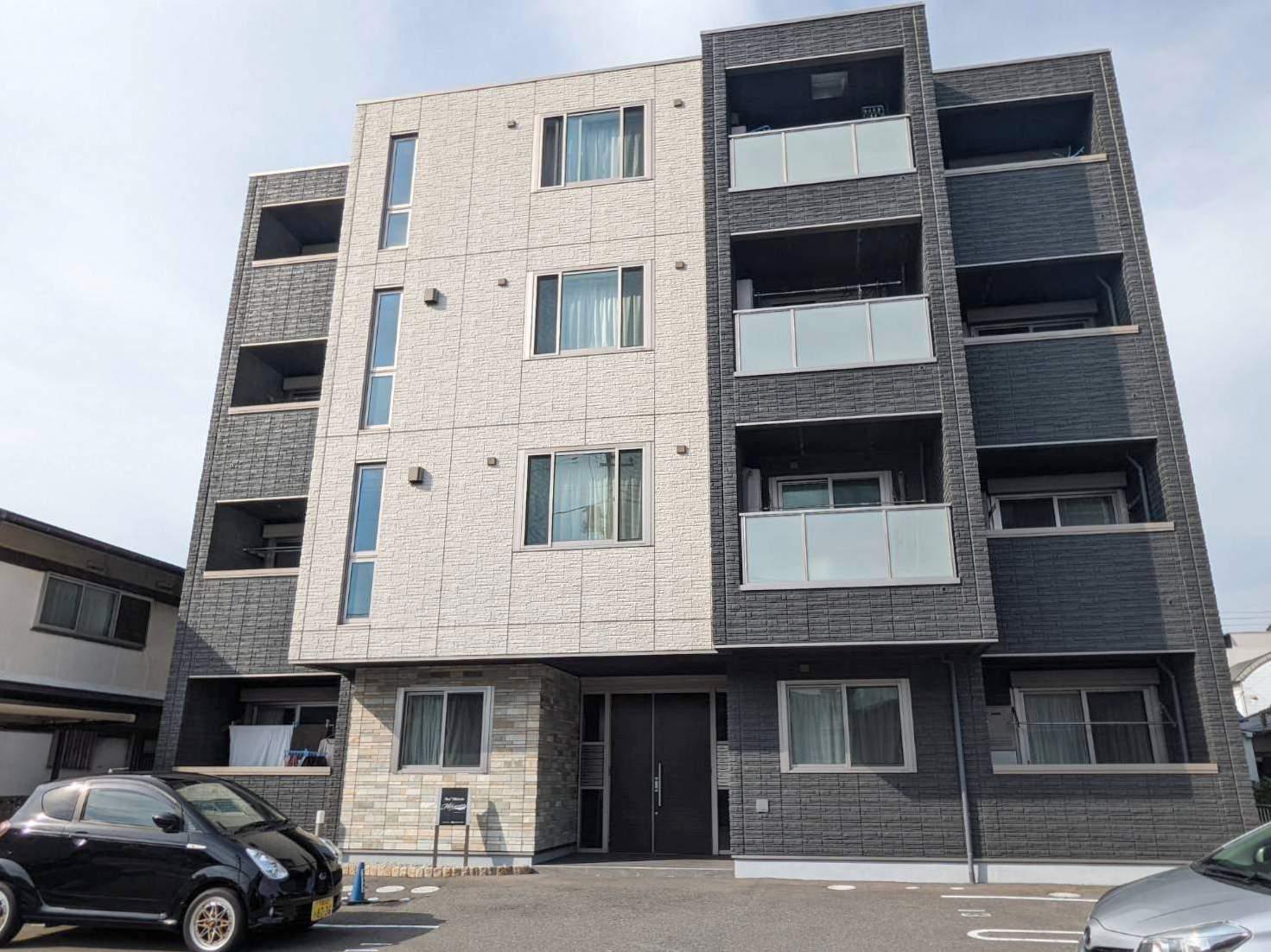 シャーメゾンエルモーソ