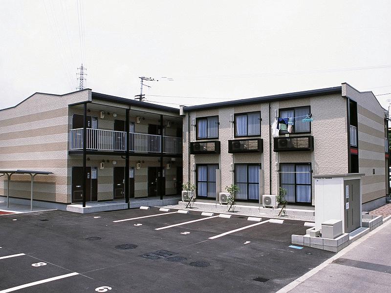 レオパレスウッズ春日