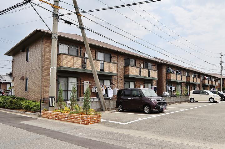 クウラージュ C棟