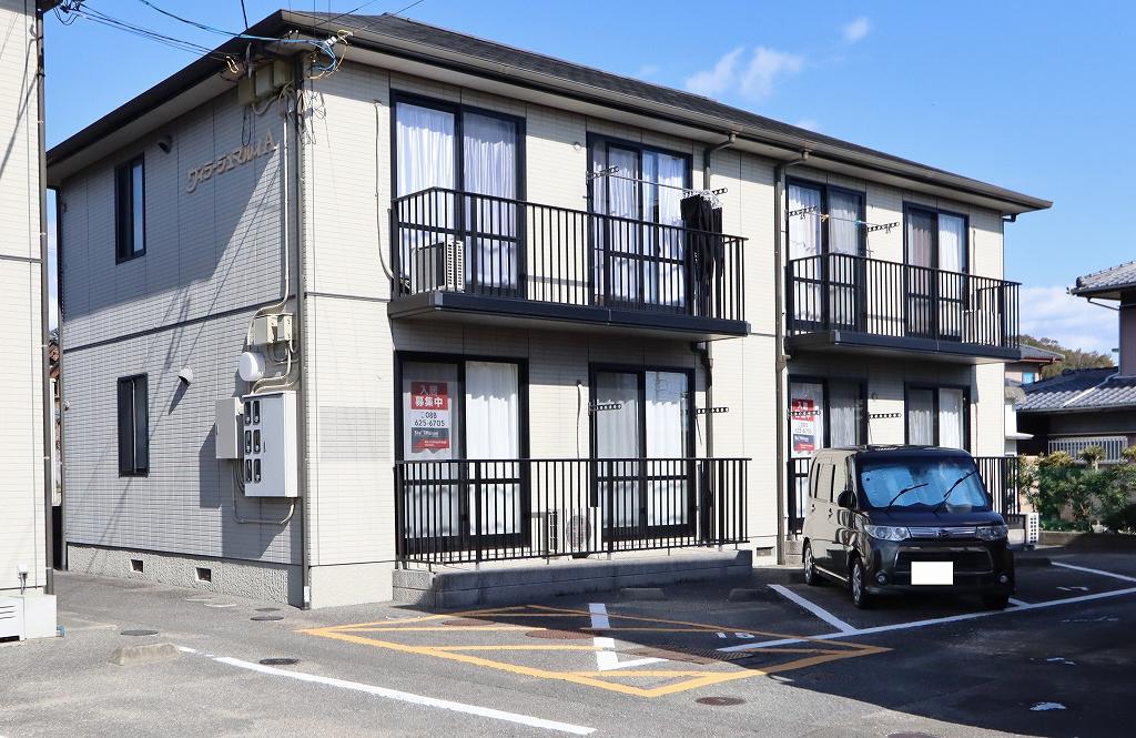 ヴィラージュマルイA棟(2DK/2階)