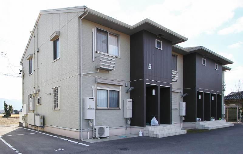 ホワイトバードB(2LDK/1階)