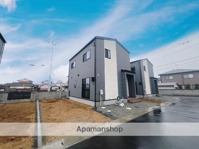 香川県高松市  築1年(3LDK)