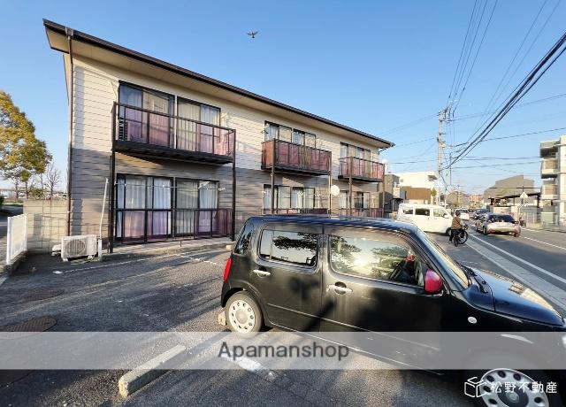 フォブール川西