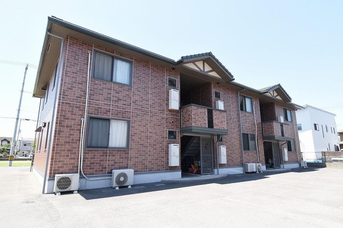 リビングタウン松縄C