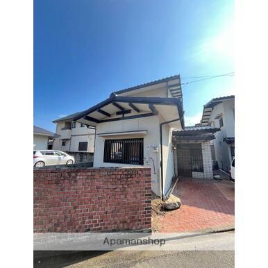 愛媛県新居浜市磯浦町の戸建賃貸