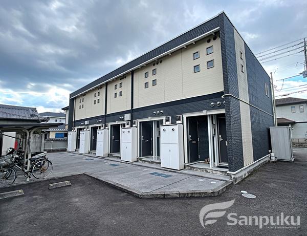 レオネクストモミの木