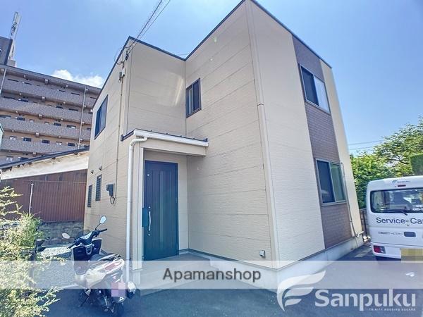 伊予鉄道郡中線 余戸駅 徒歩5分  築11年