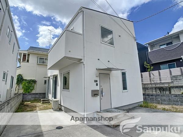 愛媛県松山市和泉南1丁目の戸建賃貸