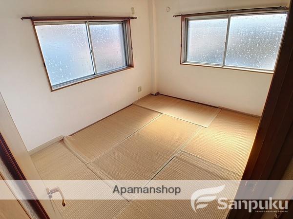 ジャスティヒルズ