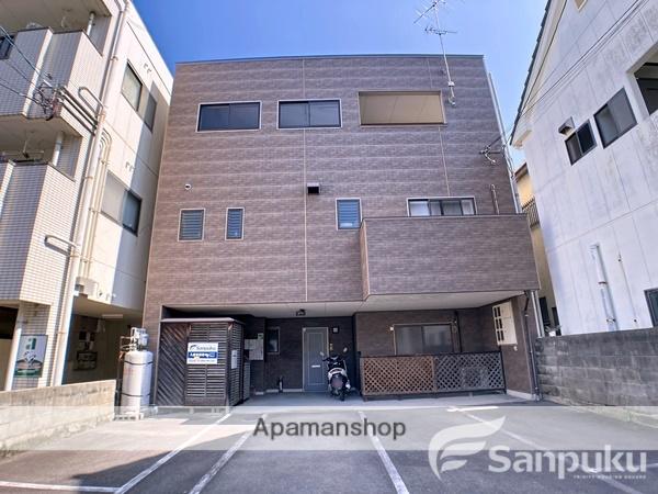 ジャスティヒルズ