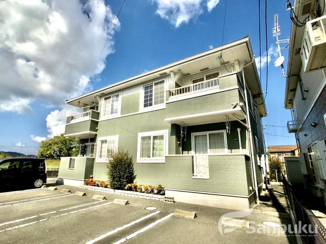 愛媛県松山市平田町の建物