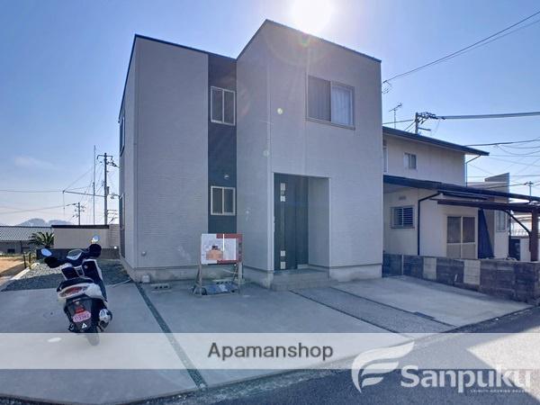 愛媛県松山市高浜町1丁目の戸建賃貸