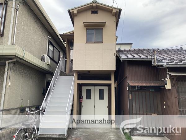 とんびコート松山駅