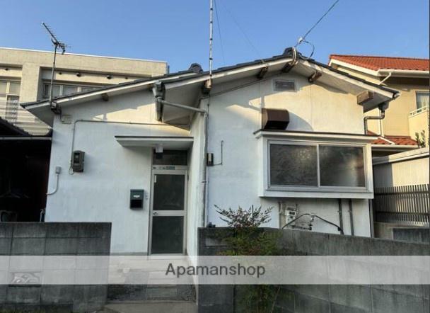 愛媛県松山市三津3丁目の戸建賃貸