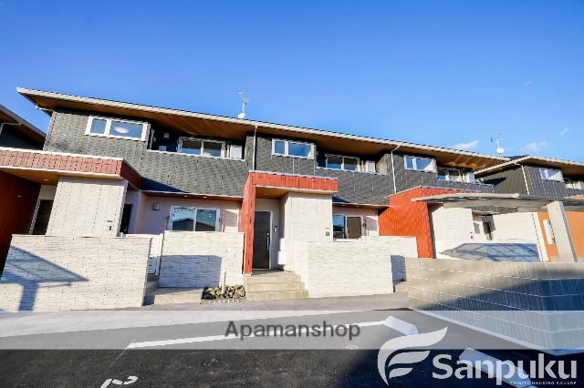 アヴェンセ B棟