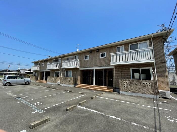 グランソレーユA棟(2LDK/1階)