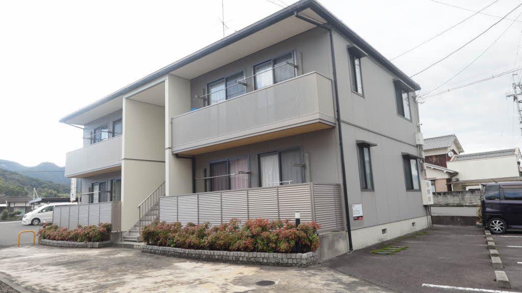 シャーメゾン南川 B棟