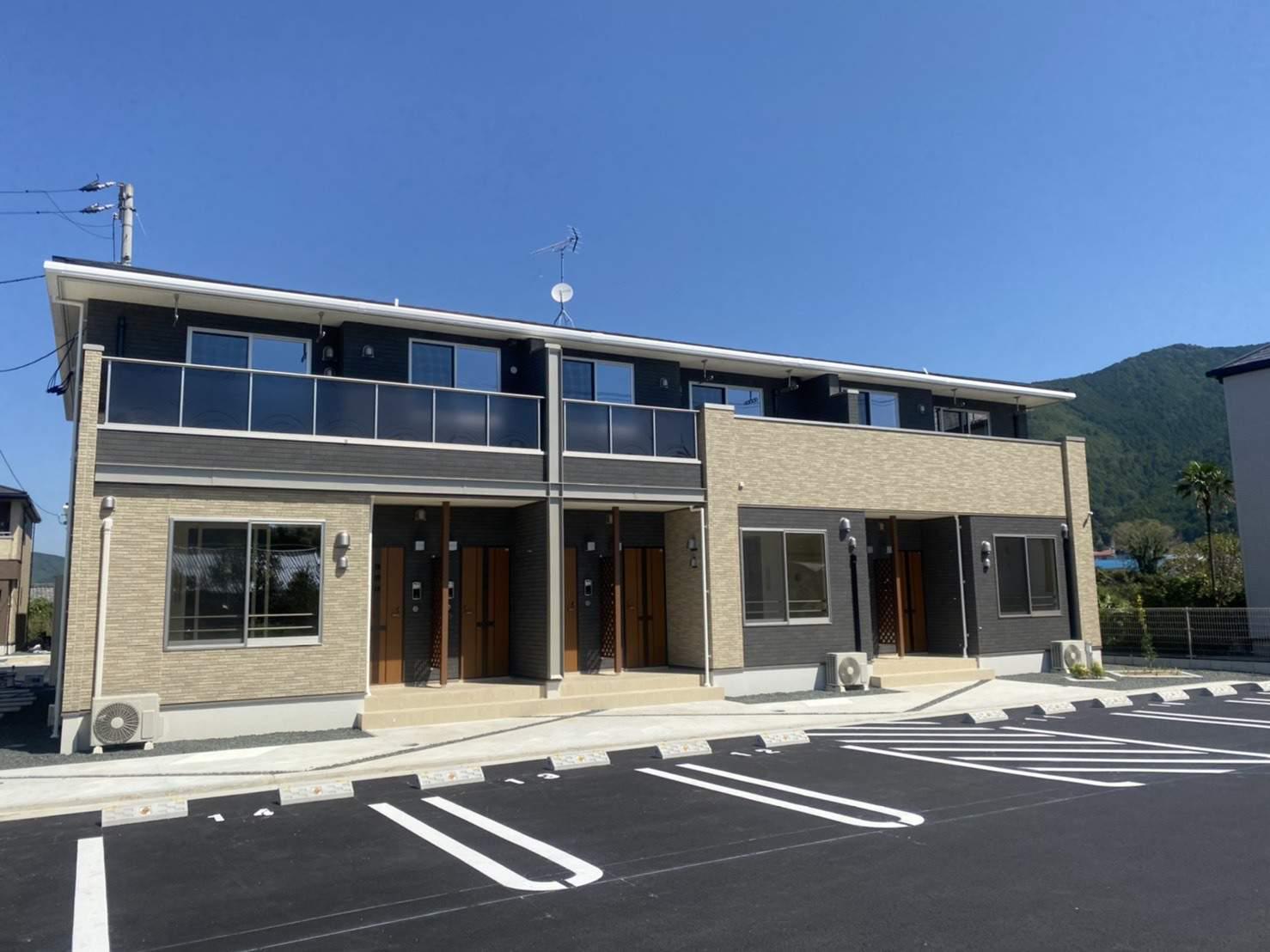 ガーデンハウス宇和 B