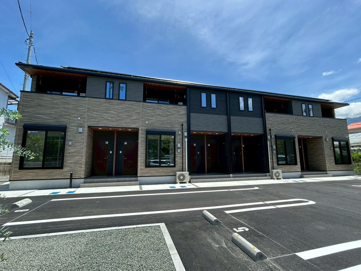 愛媛県宇和島市宮下の建物