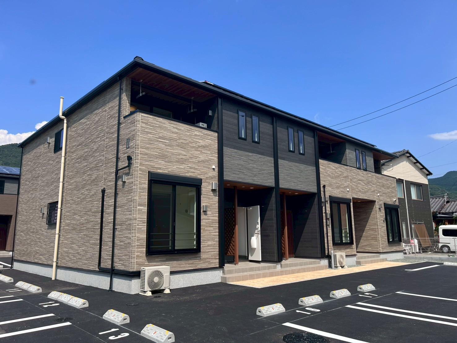 ウェルリッチ柿原 Ⅱ