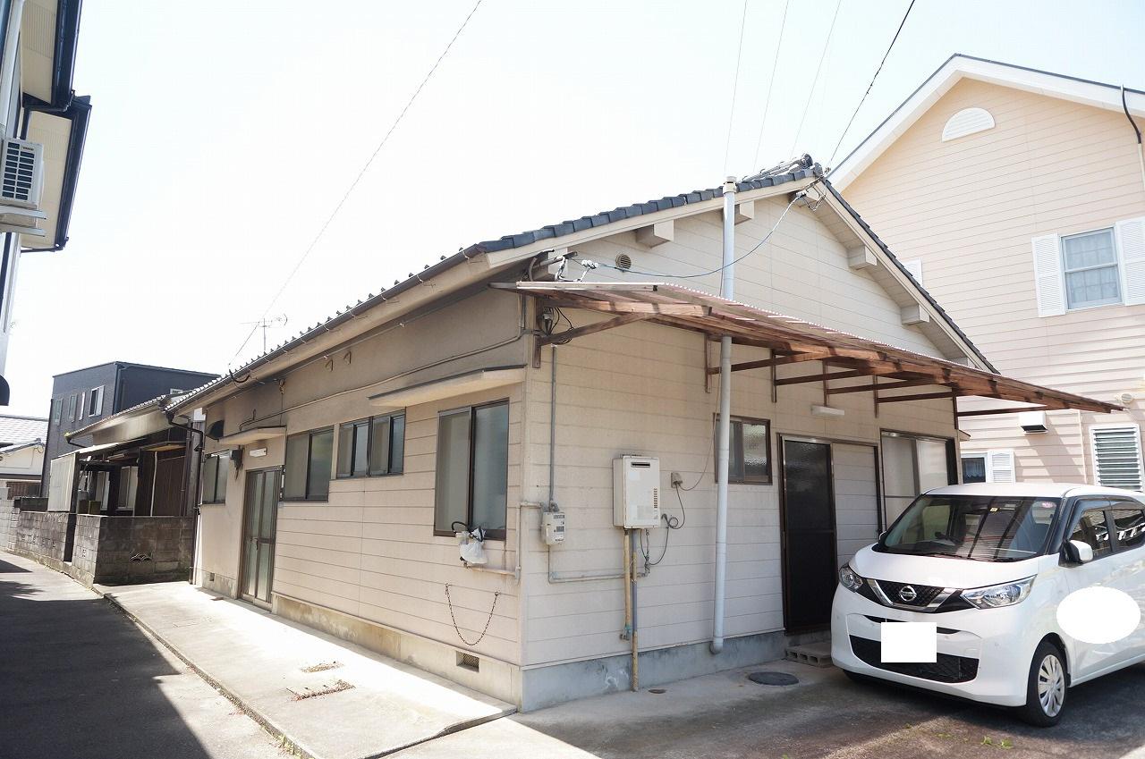 愛媛県松山市松ノ木1丁目の戸建賃貸
