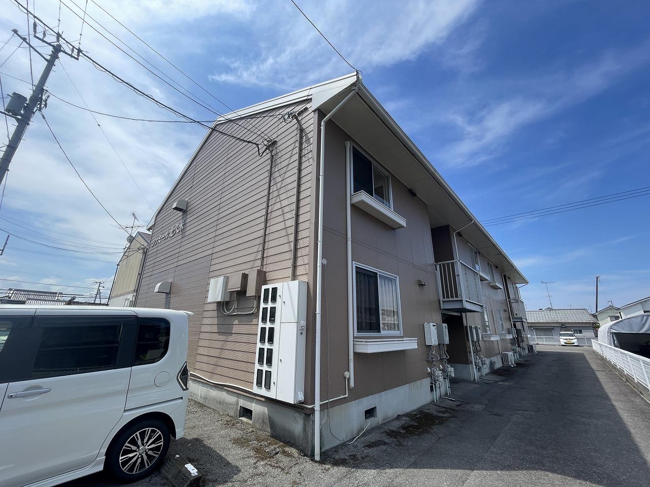 ファミール北久米