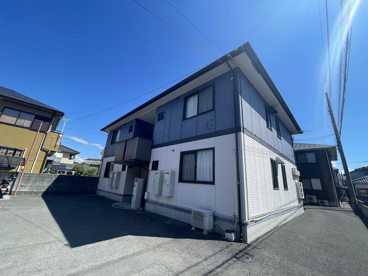 リビングタウン西長戸 C