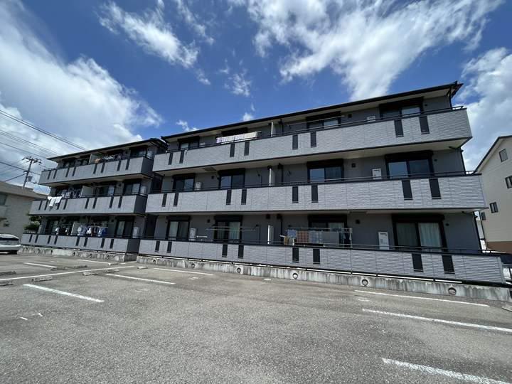 コートドール海老ノ丸 B棟